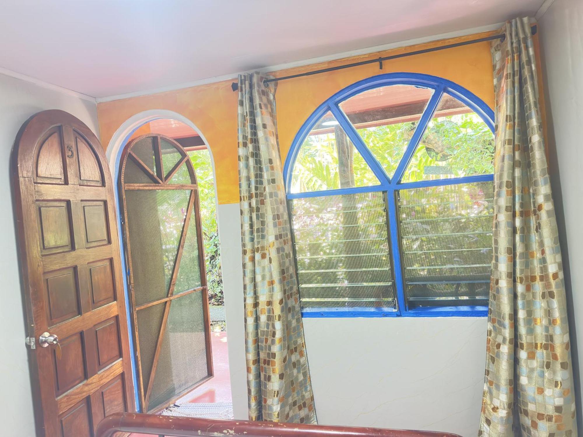 La Palapa Hut Nature Hostel Puerto Jiménez エクステリア 写真